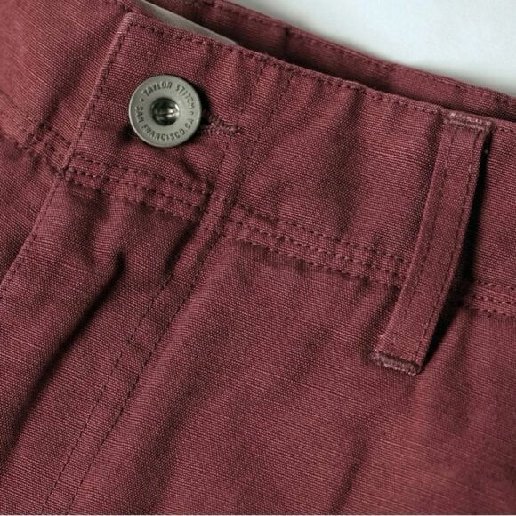 Taylor Stitch The Morse Short in Brick Red Slub Linen Blend Shorts Variety - Picture 8 of 14